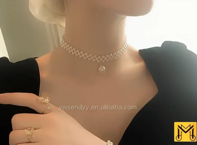 Elegant Pearl Choker Necklace for Women - Unique Design Jewelry - Image 3